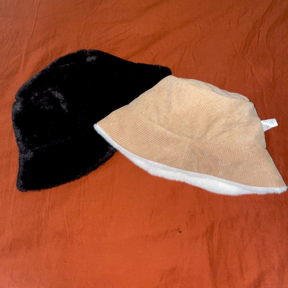 [H&M] Reversible Bucket Hats